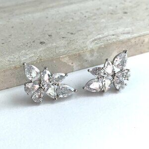NEW~ Anthropologie Shashi Petite Fallen Leaf Stud Earrings